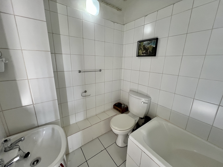 To Let 1 Bedroom Property for Rent in Cape Town City Centre Western Cape